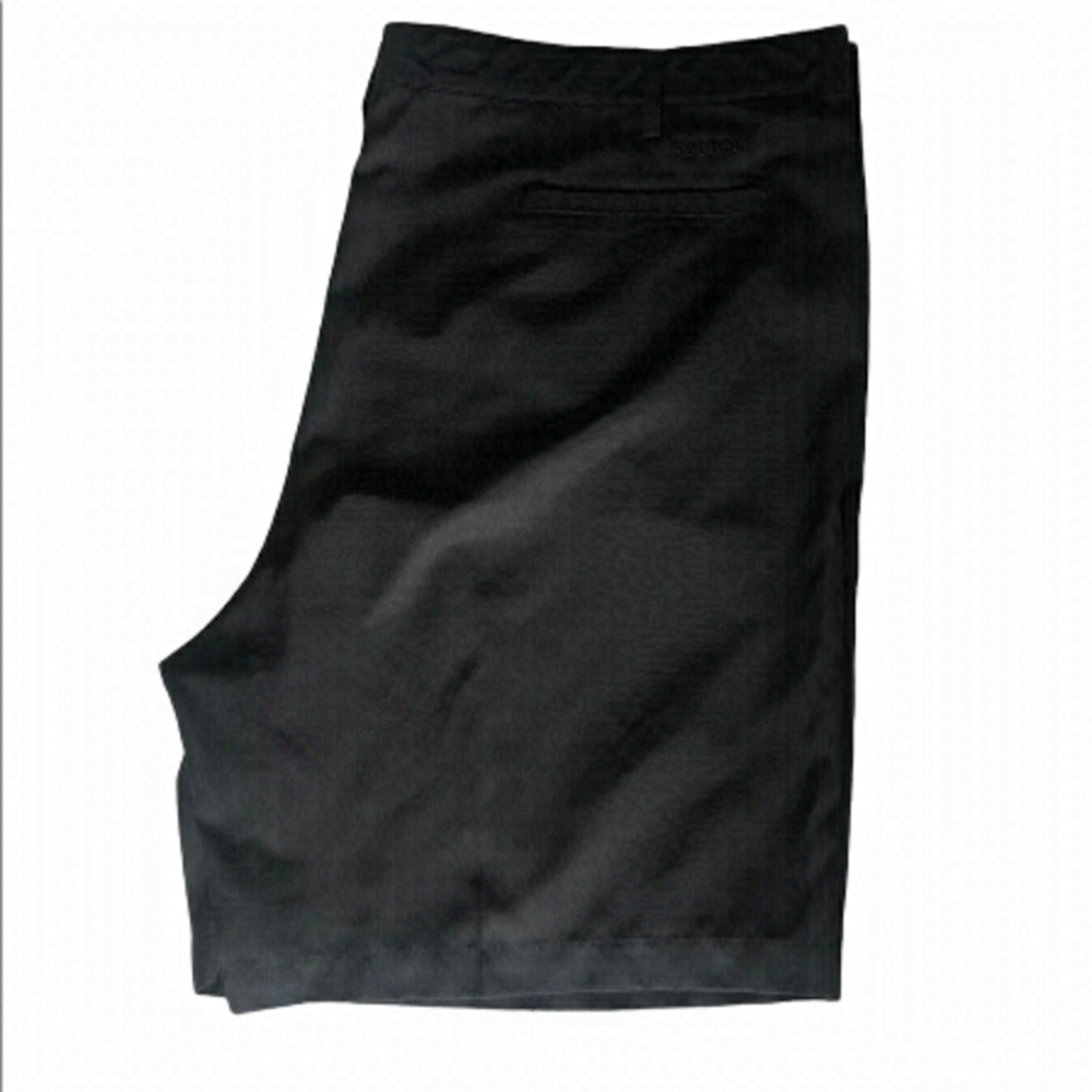 𝅺Reebok Men’s Black Golf Shorts, size 48